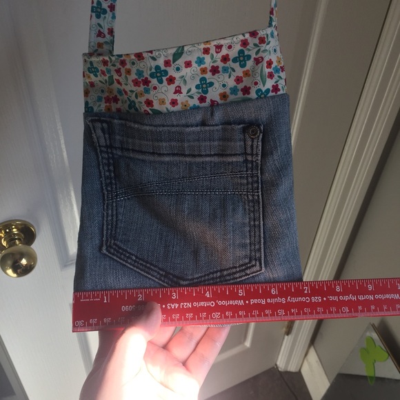 ❤️Handmade recycled jeans and floral print small shoulder crossbody bag - Picture 6 of 10